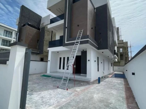 LUXURY 5 Bedroom Fully Detached Duplex for Sale