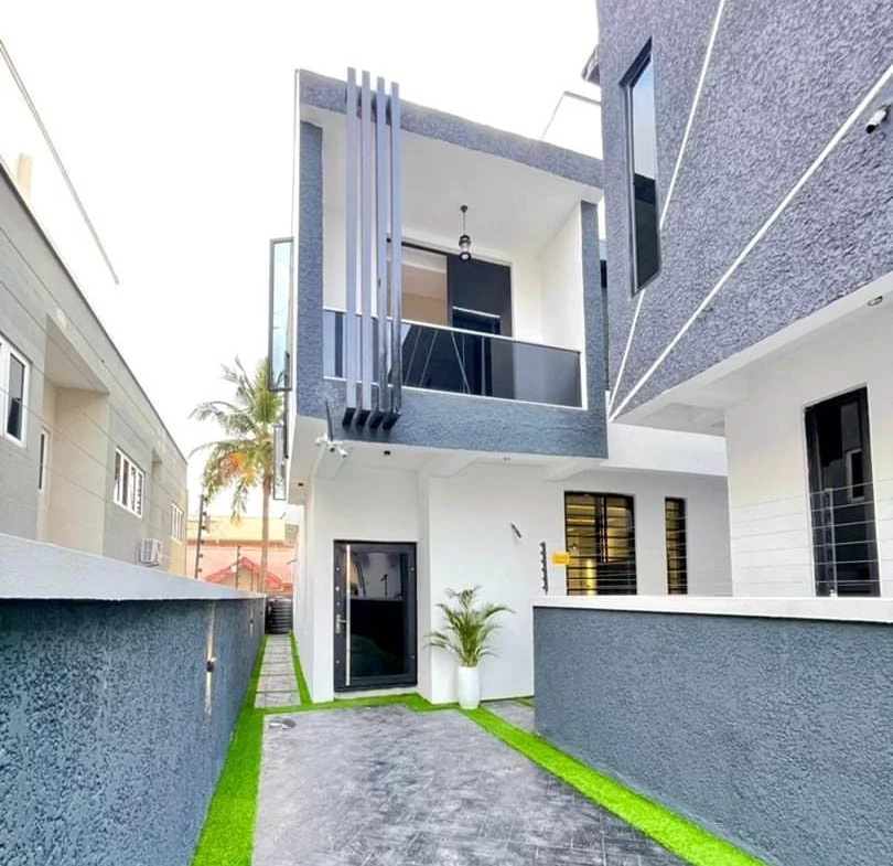 4-Bedroom Semi-Detached Duplex for Sale