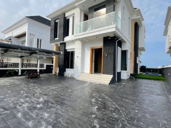 Unparalleled Luxury: For Sale - 5-Bedroom Fully Detached Duplex